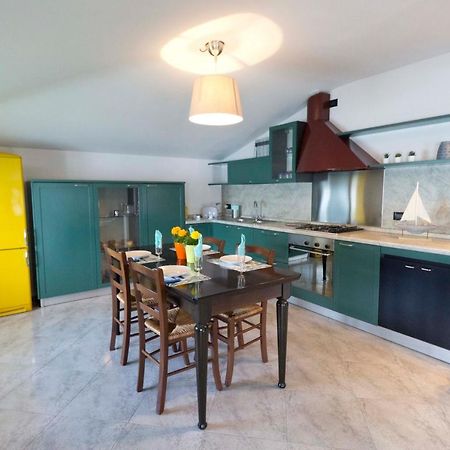 L'Ora Apartment Marone Luaran gambar