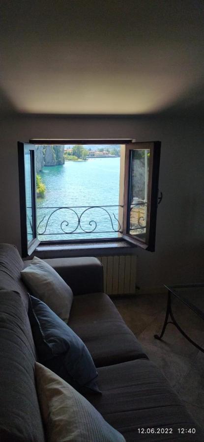 L'Ora Apartment Marone Luaran gambar