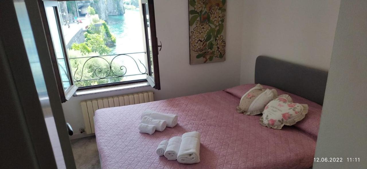 L'Ora Apartment Marone Luaran gambar